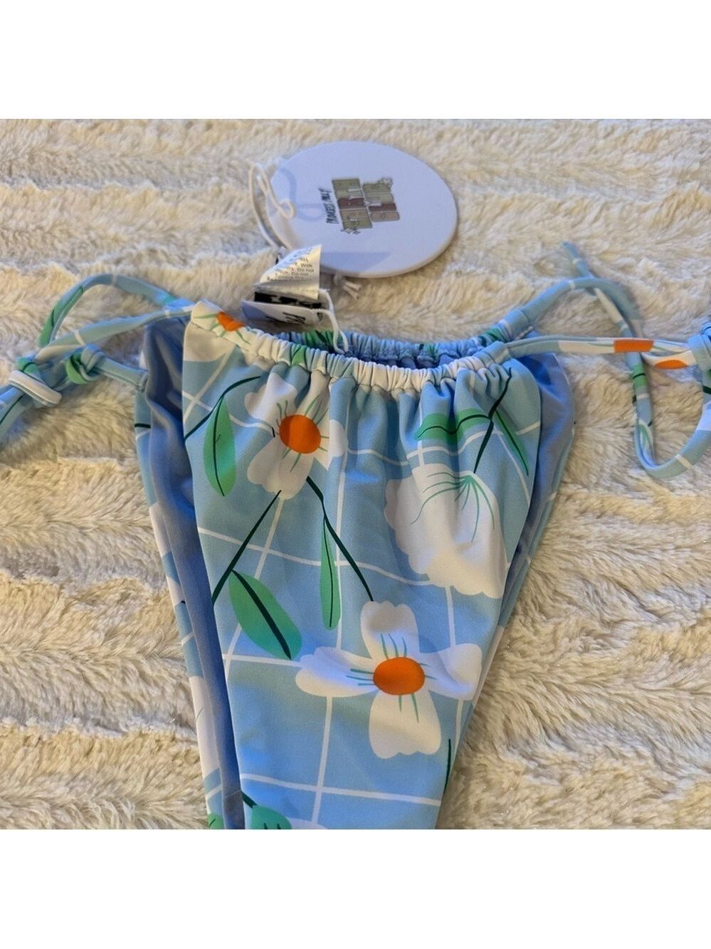 Princess Polly high cut bikini - Picture 2 of 3